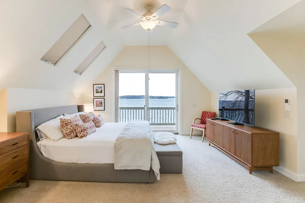 26170 Birch Bluff Road Excelsior, MN 55331