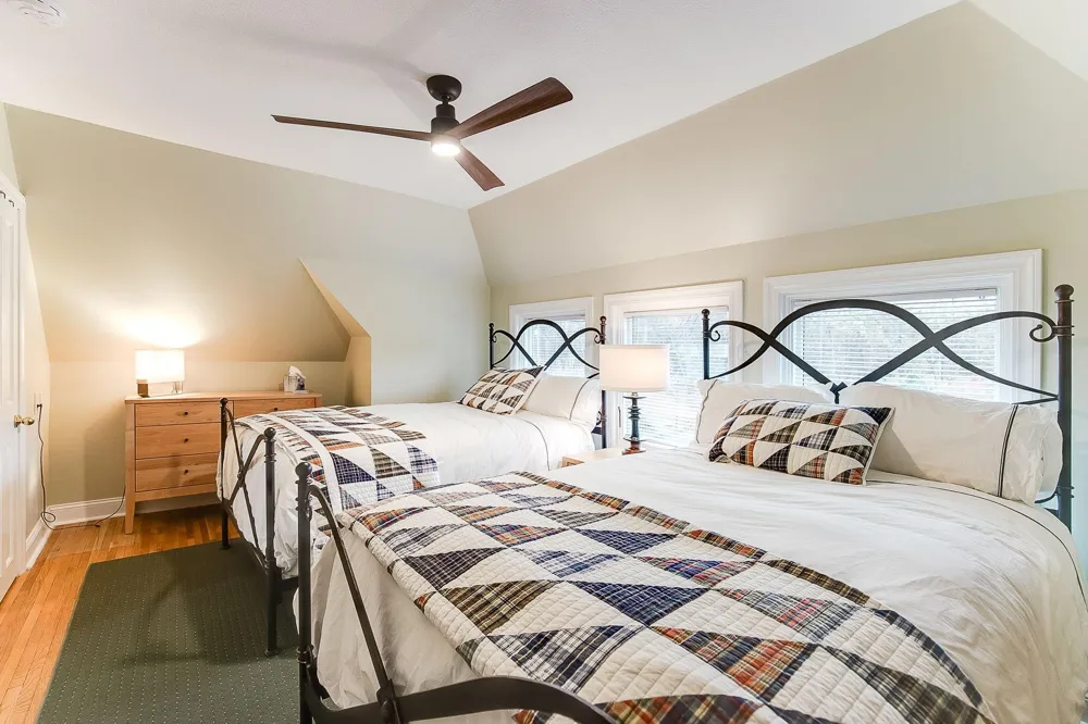 26170 Birch Bluff Road Excelsior, MN 55331