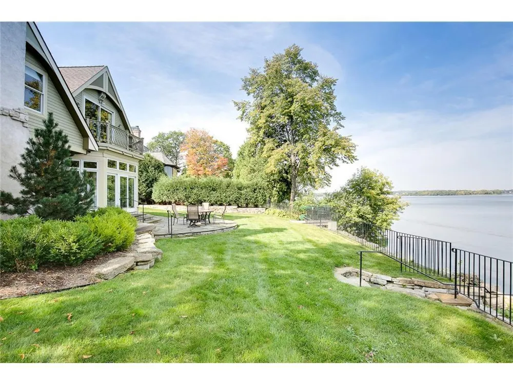 26170 Birch Bluff Road Excelsior, MN 55331