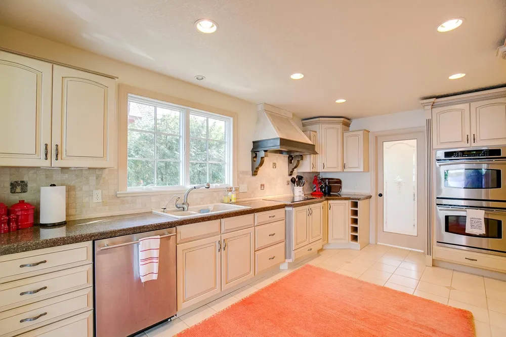 26170 Birch Bluff Road Excelsior, MN 55331
