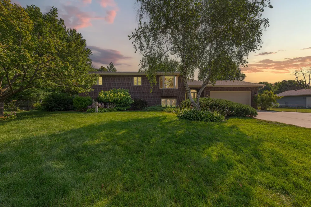 1017 Whittier Court Northfield, MN 55057