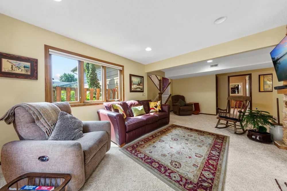 1017 Whittier Court Northfield, MN 55057