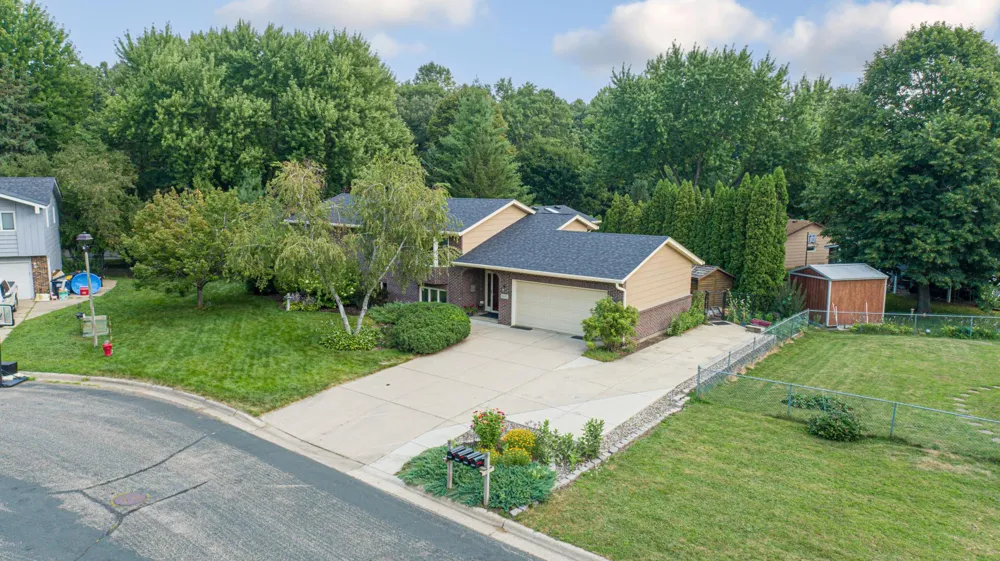 1017 Whittier Court Northfield, MN 55057