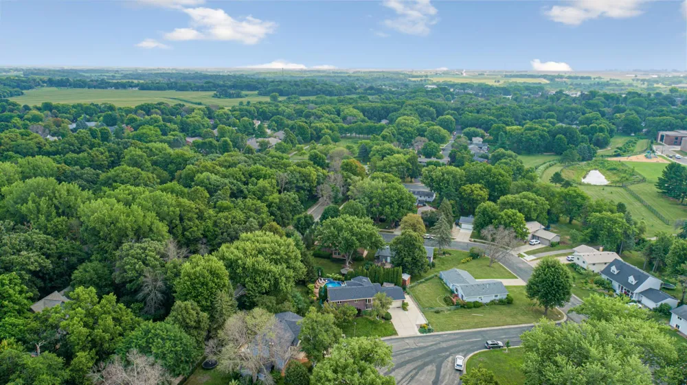 1017 Whittier Court Northfield, MN 55057