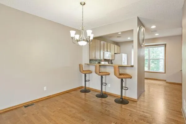 5213 Scott Trail Robbinsdale, MN 55422