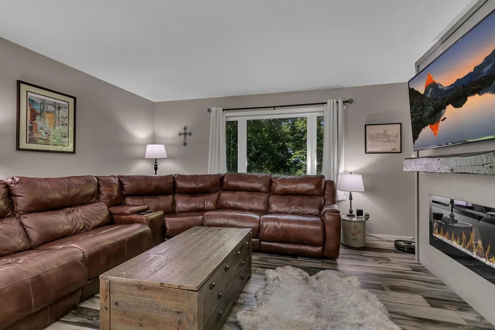 17256 Northwood Drive Paynesville, MN 56362