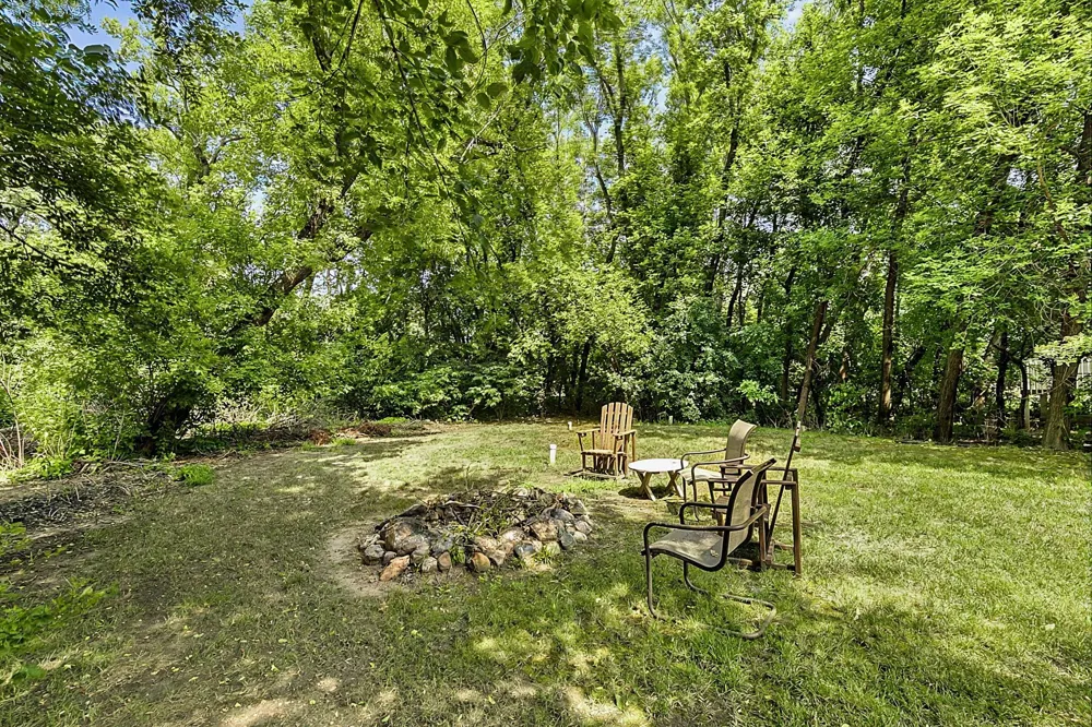17256 Northwood Drive Paynesville, MN 56362