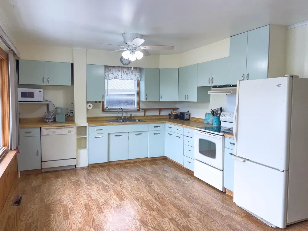 11 Ives Road Silver Bay, MN 55614