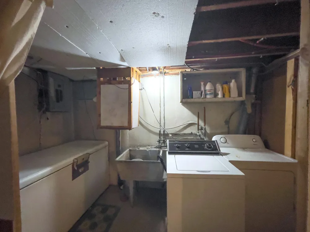 11 Ives Road Silver Bay, MN 55614