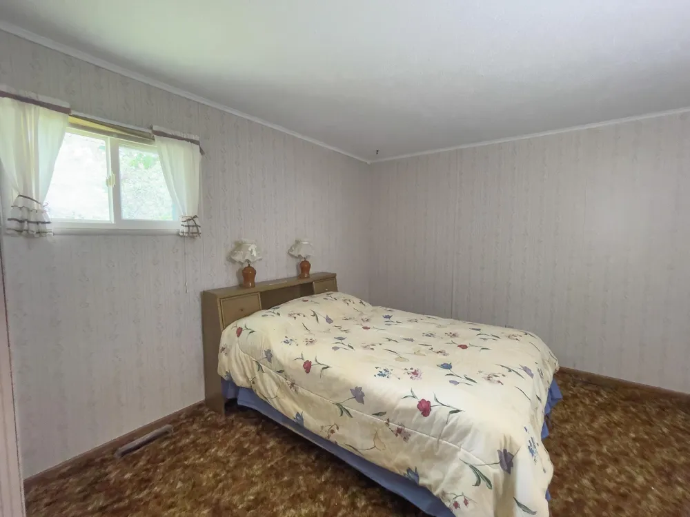 11 Ives Road Silver Bay, MN 55614