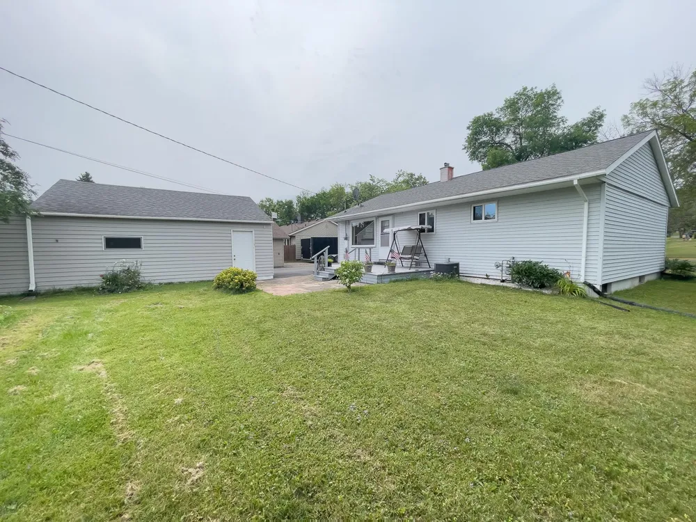 11 Ives Road Silver Bay, MN 55614