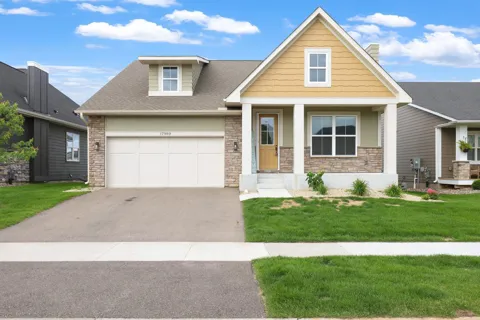 17989 Gresford Lane