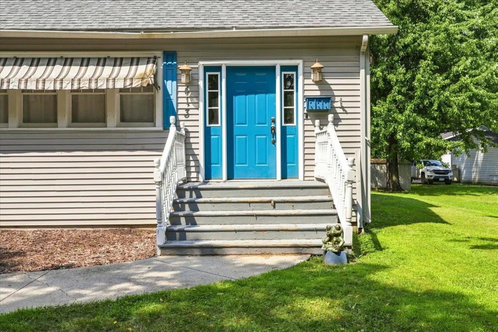 413 8th Street Breckenridge, MN 56520