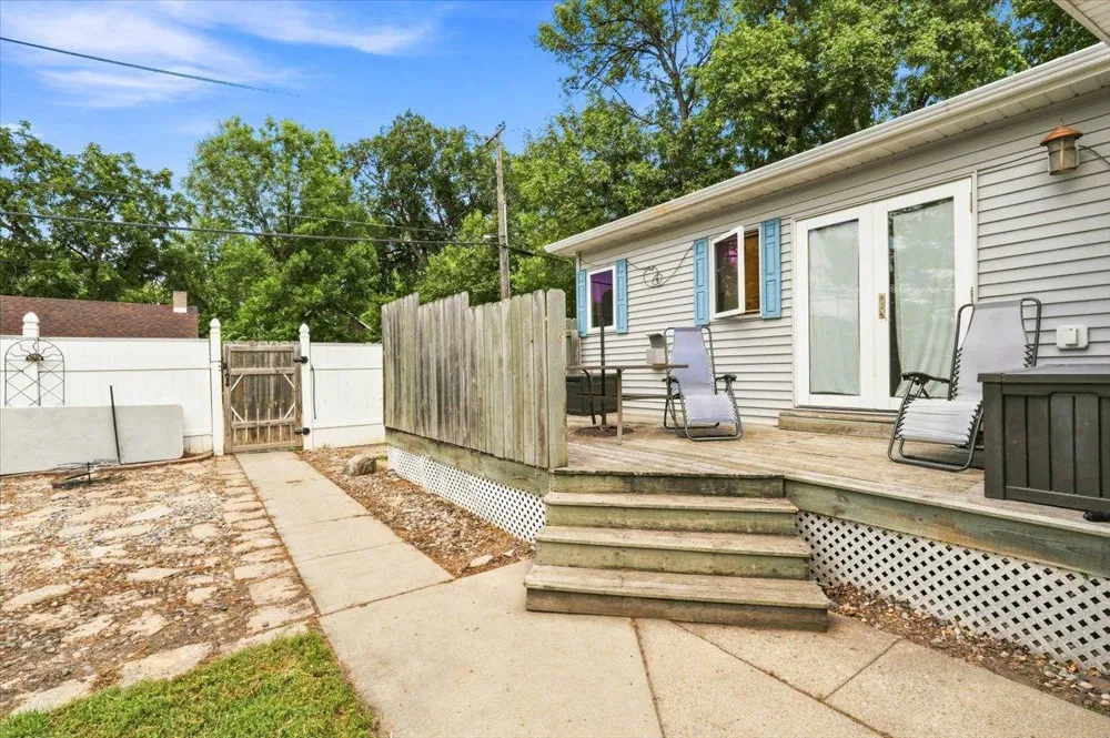 413 8th Street Breckenridge, MN 56520