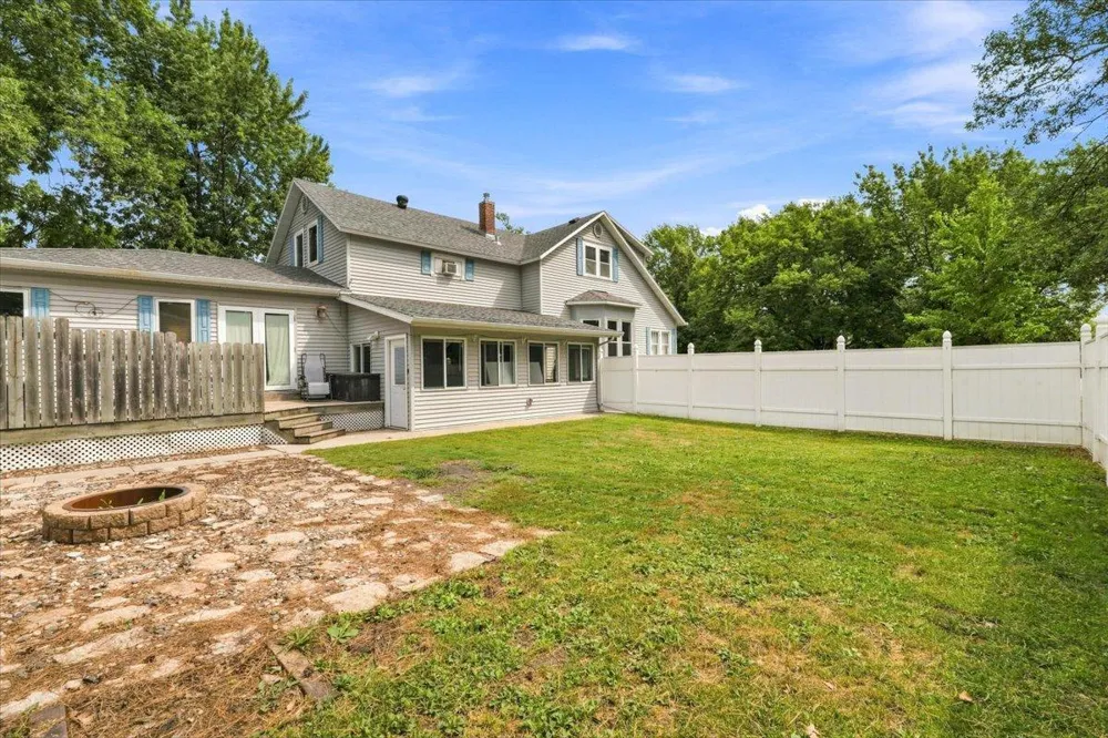 413 8th Street Breckenridge, MN 56520