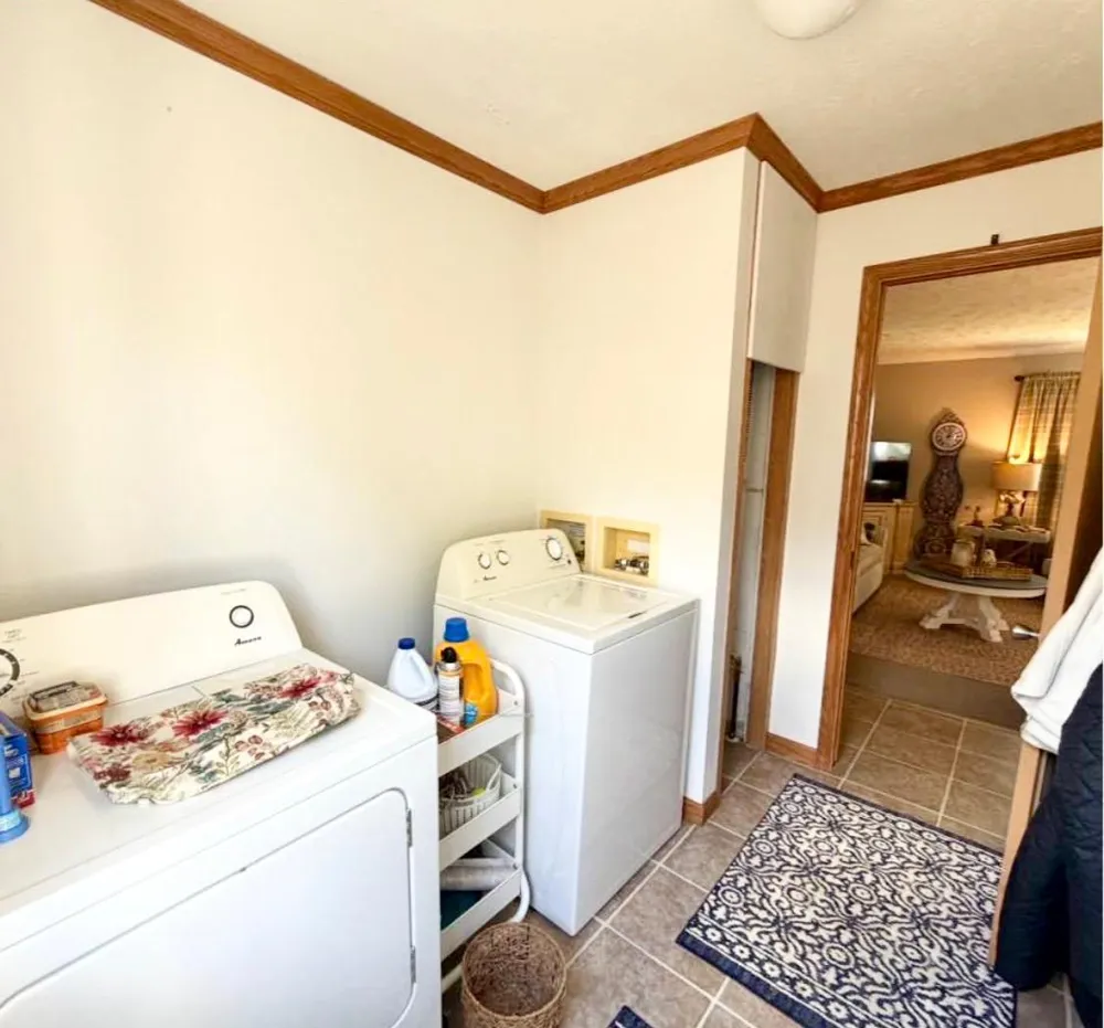2205 Nightingale Avenue NW Stewartville, MN 55976