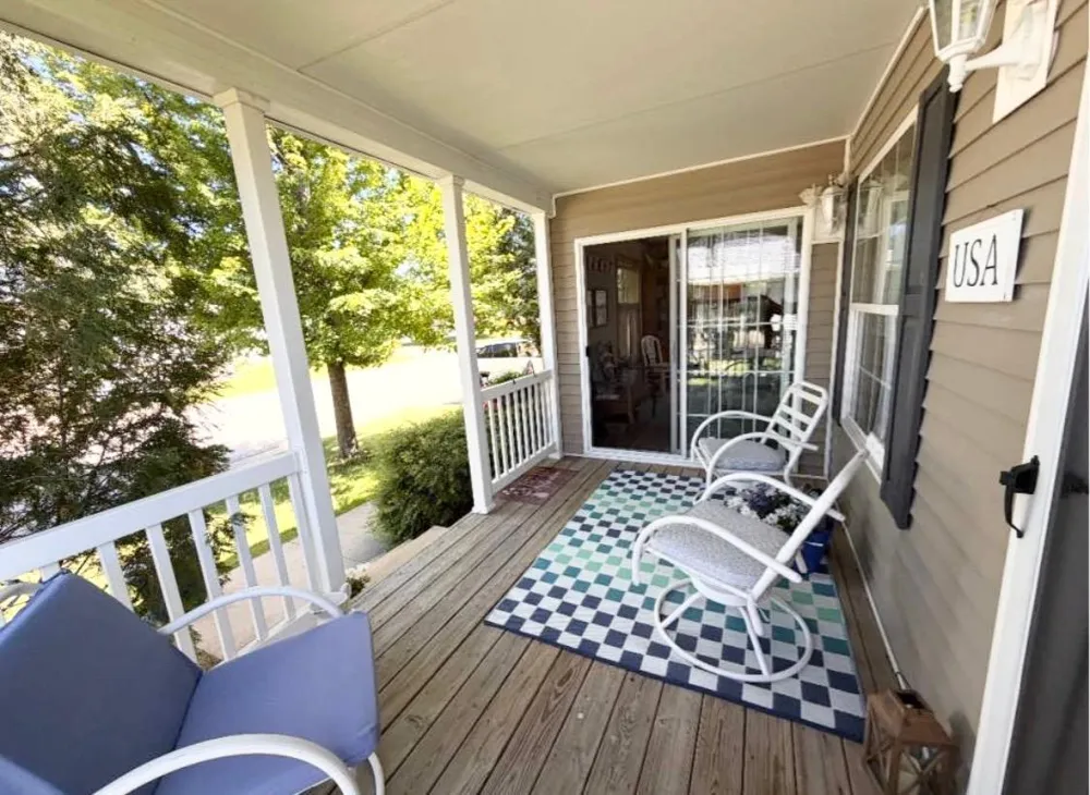 2205 Nightingale Avenue NW Stewartville, MN 55976