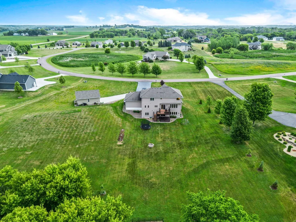 24678 Churchview Circle New Prague, MN 56071