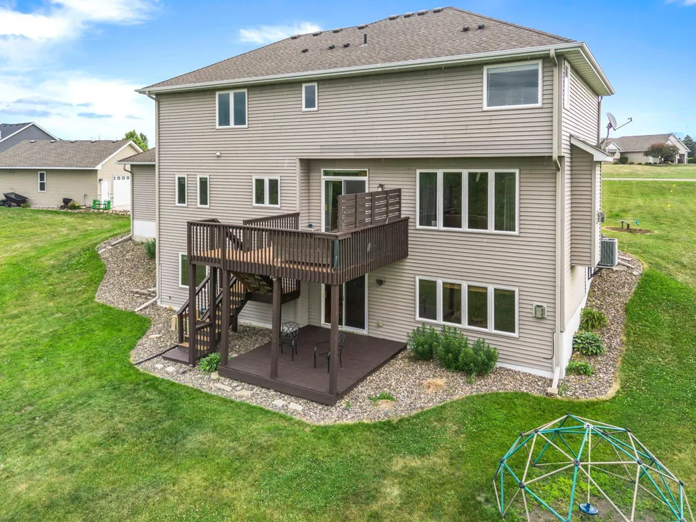24678 Churchview Circle New Prague, MN 56071