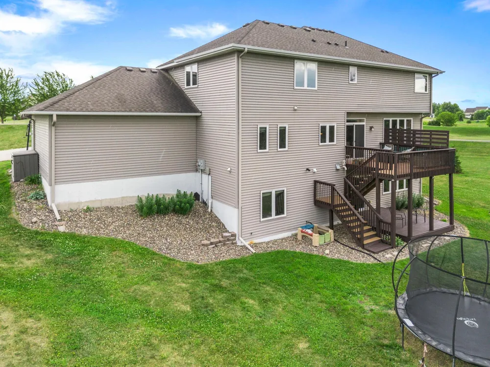 24678 Churchview Circle New Prague, MN 56071