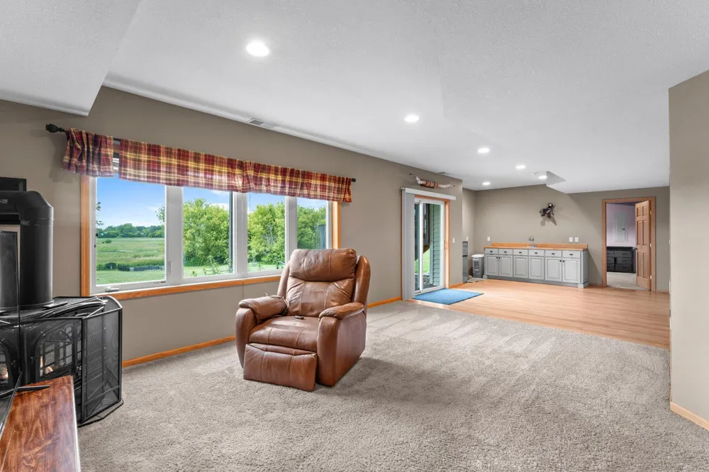 24678 Churchview Circle New Prague, MN 56071