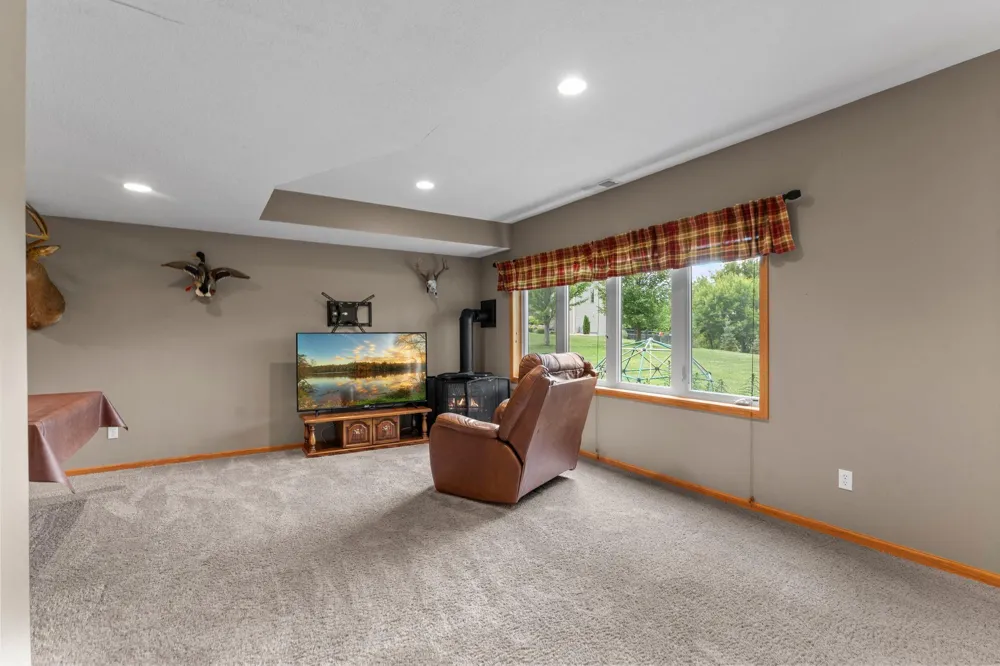 24678 Churchview Circle New Prague, MN 56071