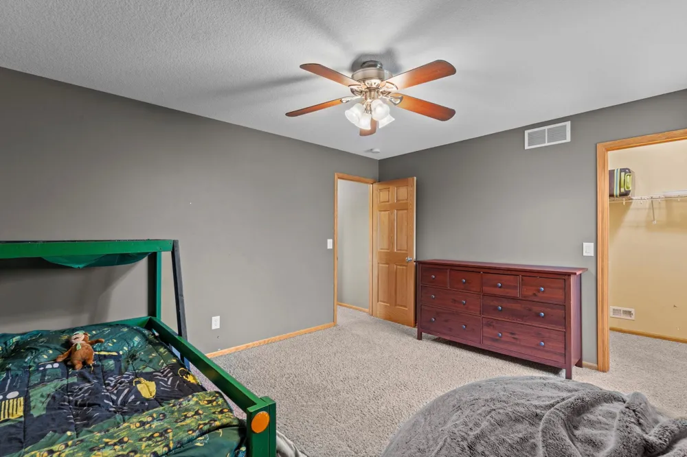 24678 Churchview Circle New Prague, MN 56071