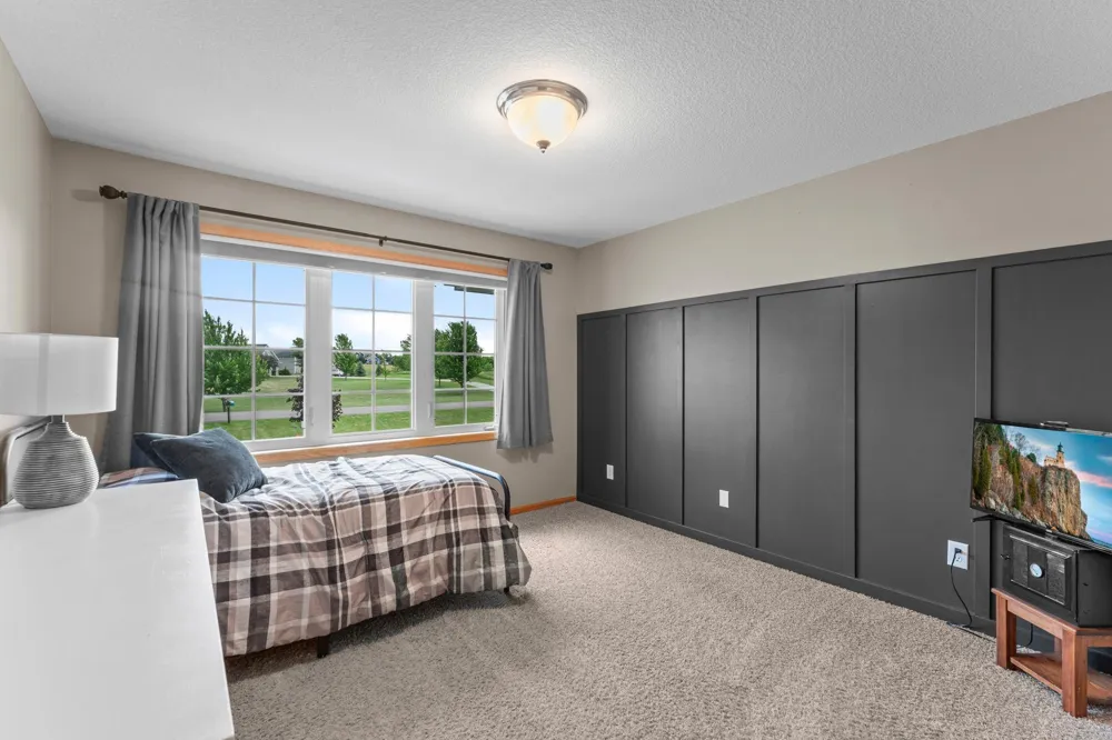 24678 Churchview Circle New Prague, MN 56071