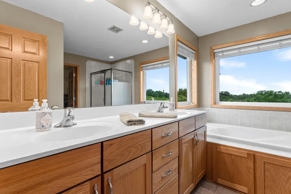 24678 Churchview Circle New Prague, MN 56071