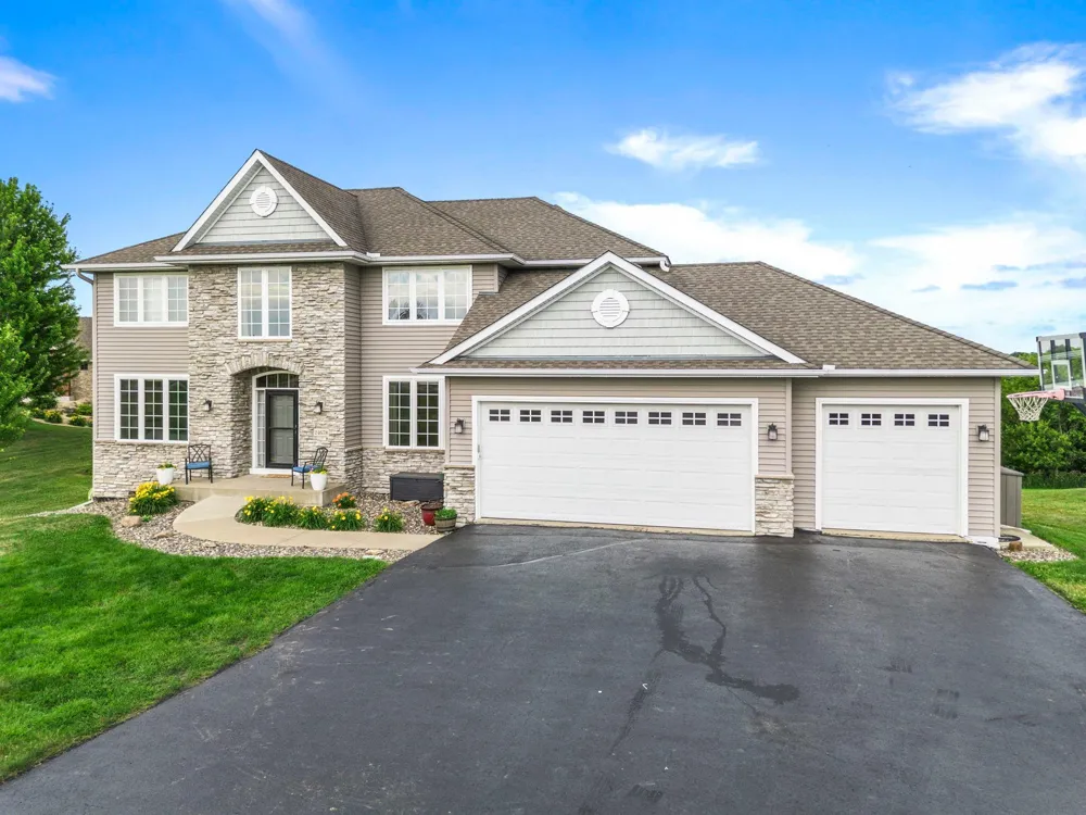 24678 Churchview Circle New Prague, MN 56071
