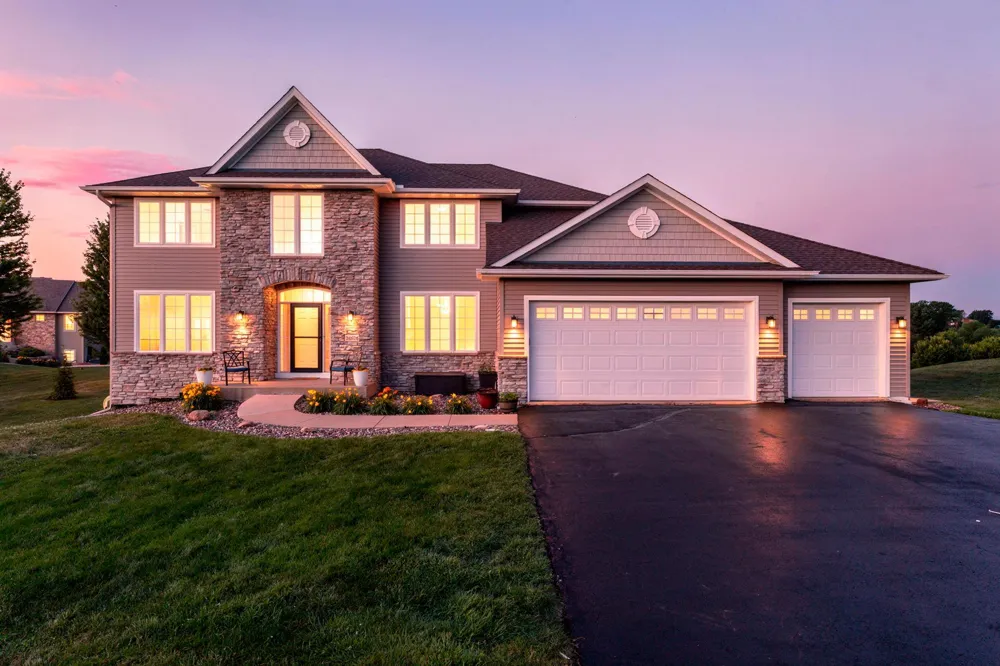 24678 Churchview Circle New Prague, MN 56071