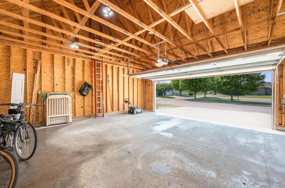 47 Eagle Ridge Trail North Mankato, MN 56003