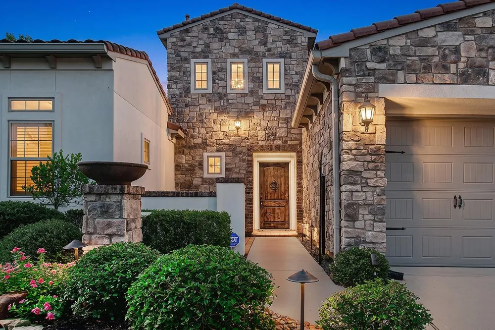1459 Torrijos Court Shenandoah, TX 77384