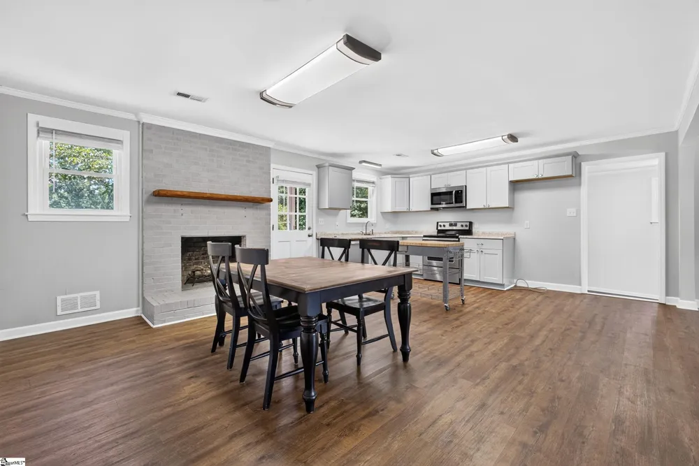 200 Creighton Drive Taylors, SC 29687