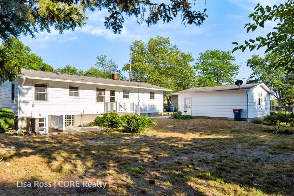 3155 Lindland Road Muskegon, MI 49441