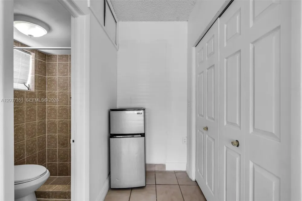 2355 SW 1st St Miami, FL 33135
