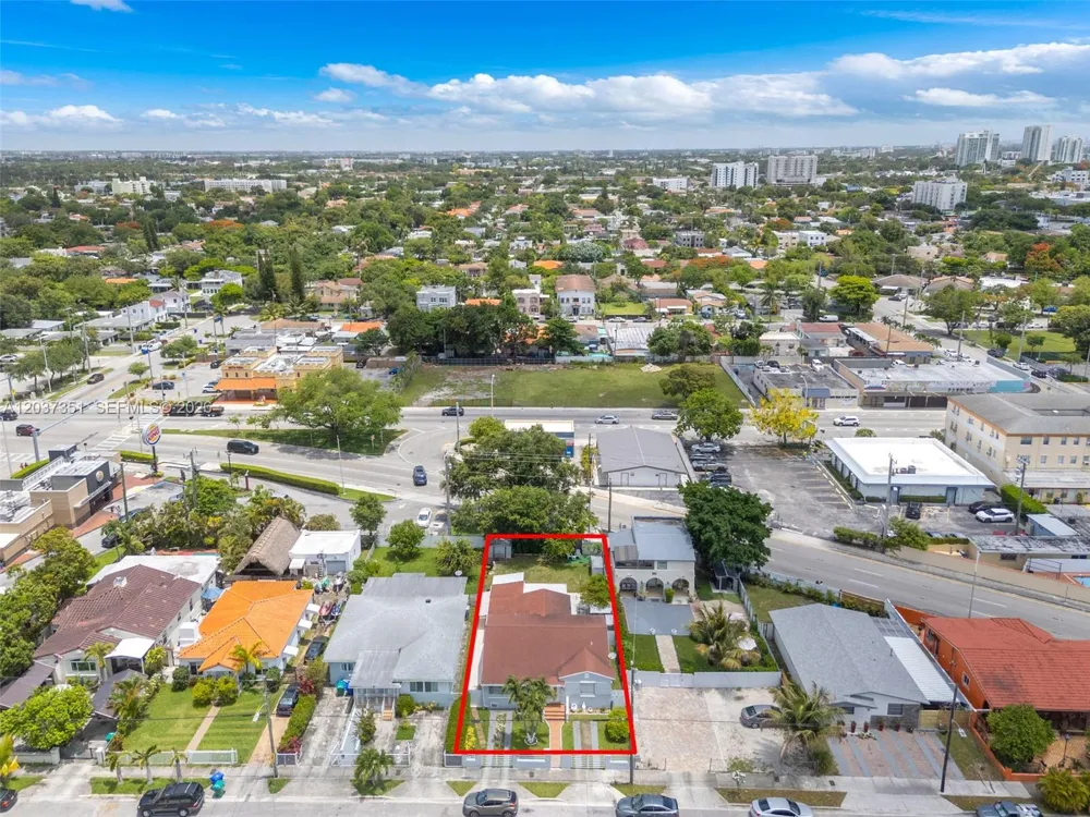 2355 SW 1st St Miami, FL 33135