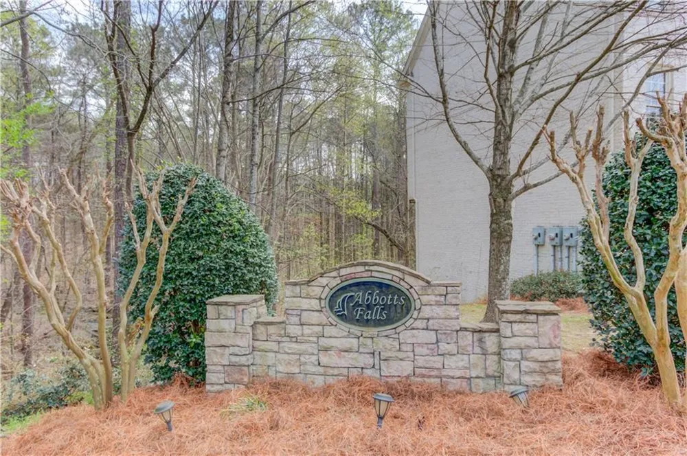 11007 Lorin Way Duluth, GA 30097