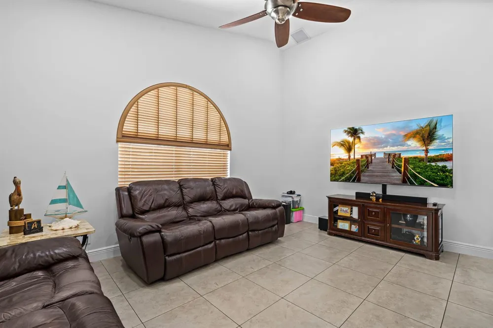 10740 LONDON STREET Cooper City, FL 33026