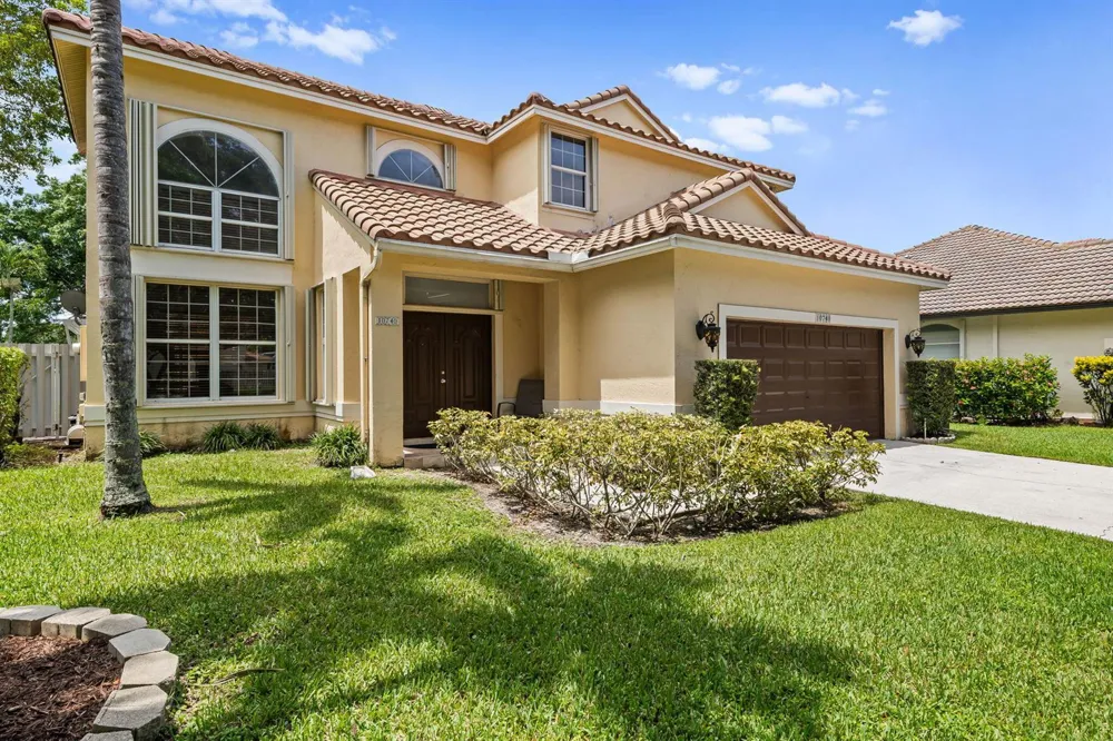 10740 LONDON STREET Cooper City, FL 33026