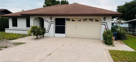 1241 SHAMROCK DRIVE