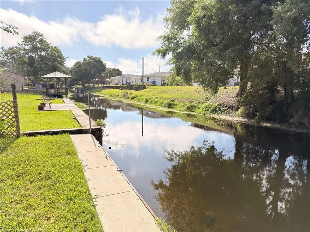 1241 SHAMROCK DRIVE Sebring, FL 33875