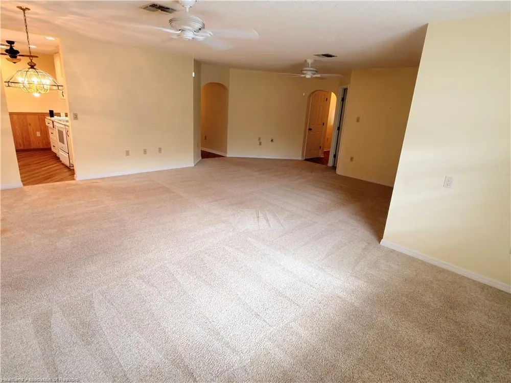 1241 SHAMROCK DRIVE Sebring, FL 33875