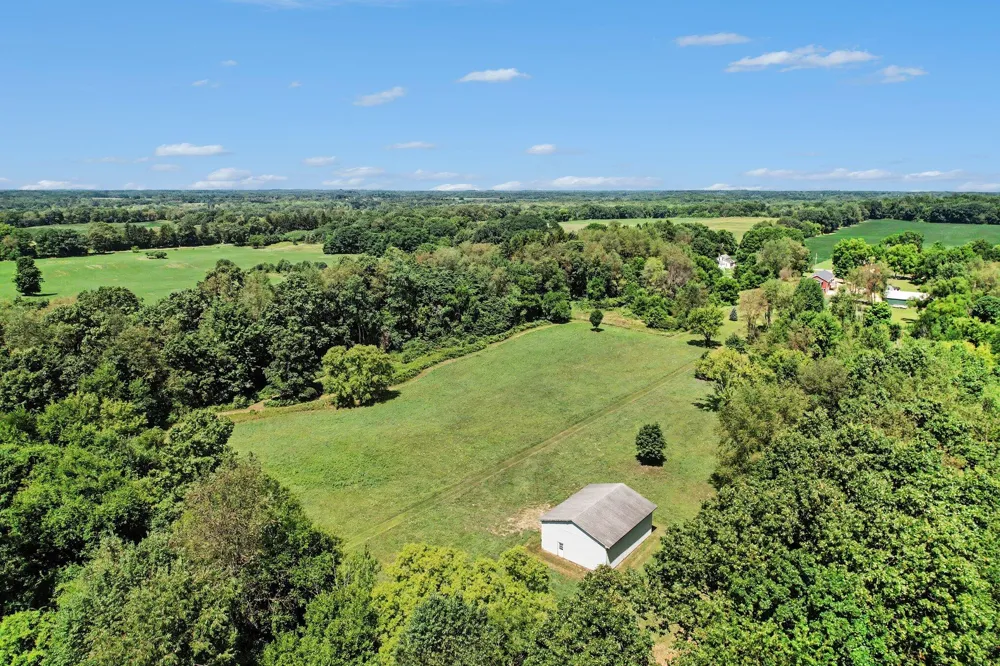 10064 Love Road Assyria Township, MI 49021