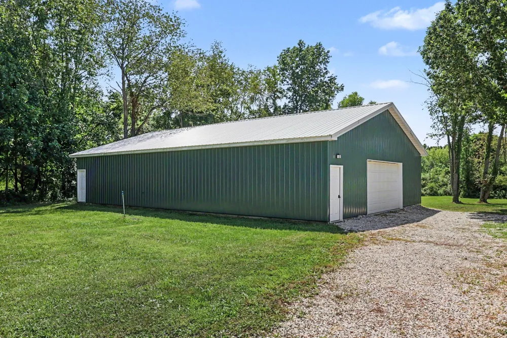 10064 Love Road Assyria Township, MI 49021