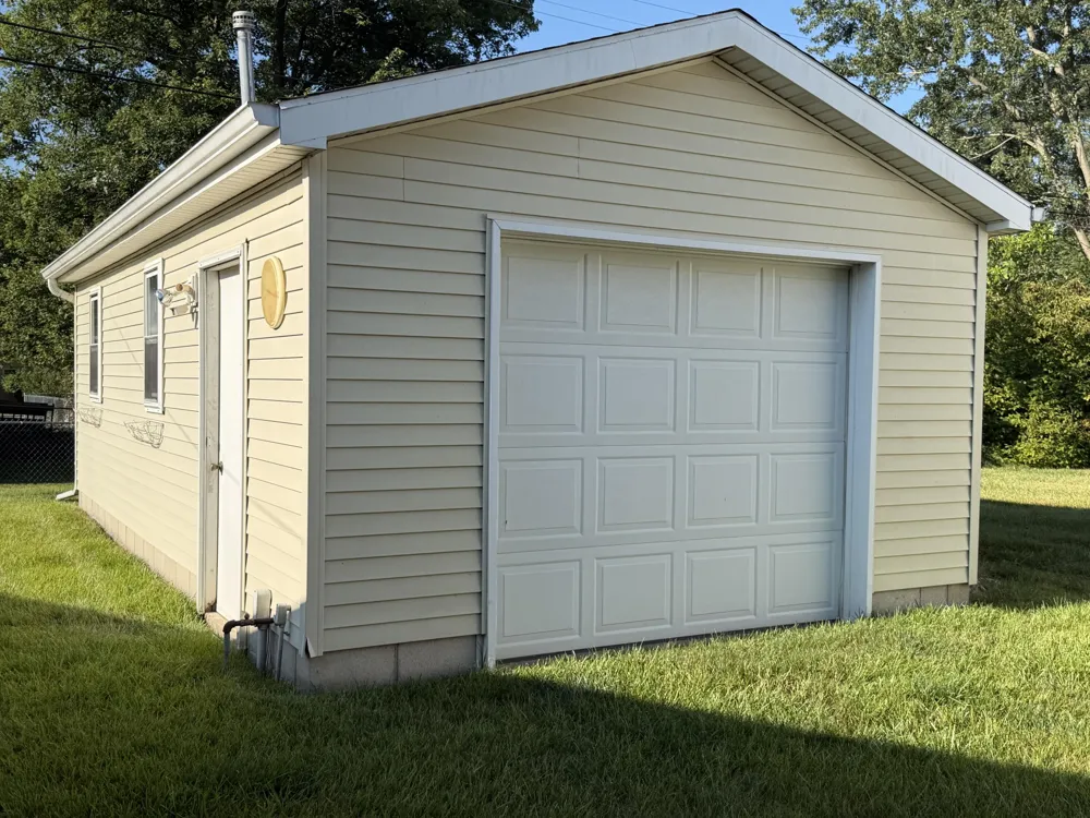 450 College Park Drive Adrian City, MI 49221