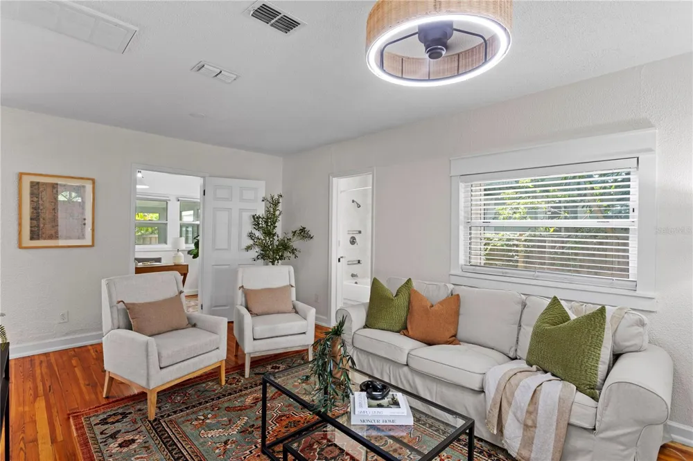 1175 HIGHLAND COURT St Petersburg, FL 33701