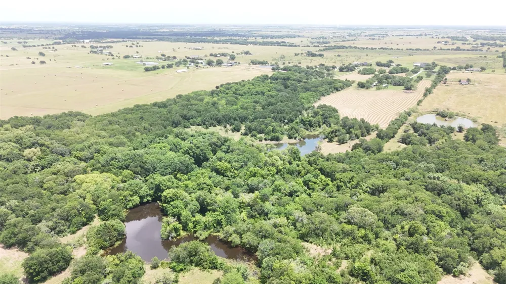 2114 FM 1181 Ennis, TX 75119