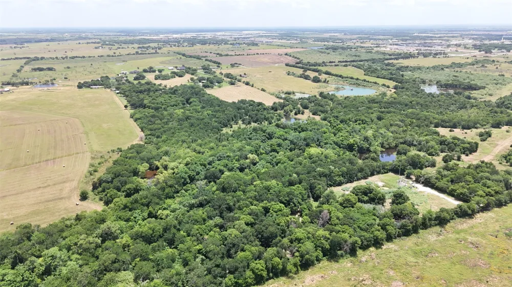 2114 FM 1181 Ennis, TX 75119