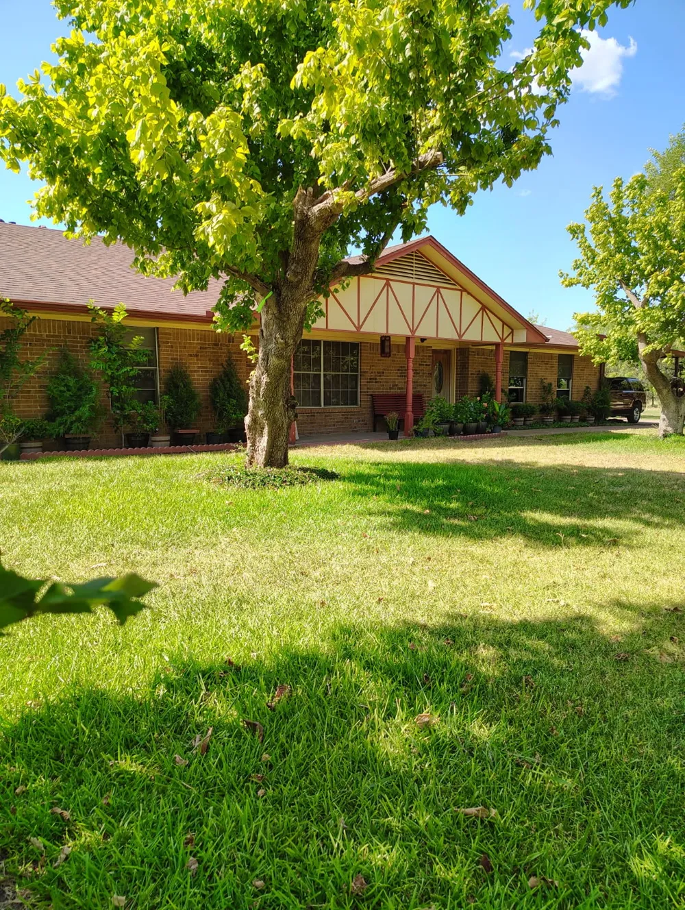2114 FM 1181 Ennis, TX 75119